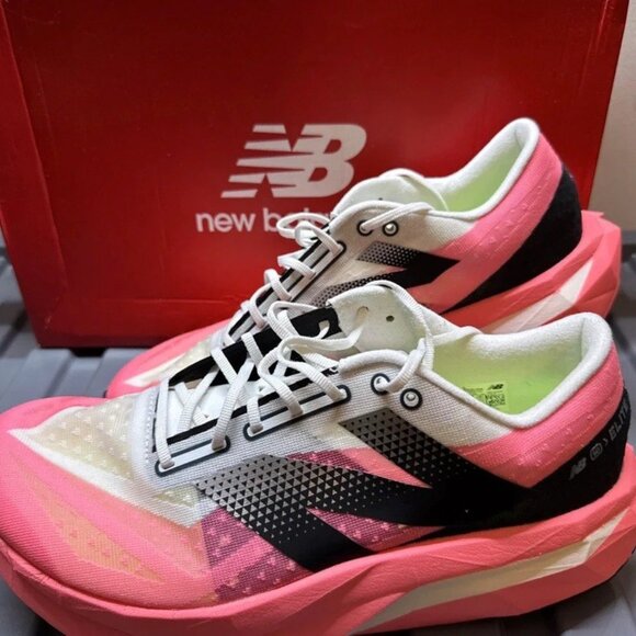 New Balance FuelCell SuperComp Elite v4 Running Shoes Pink White Mens US 10.5